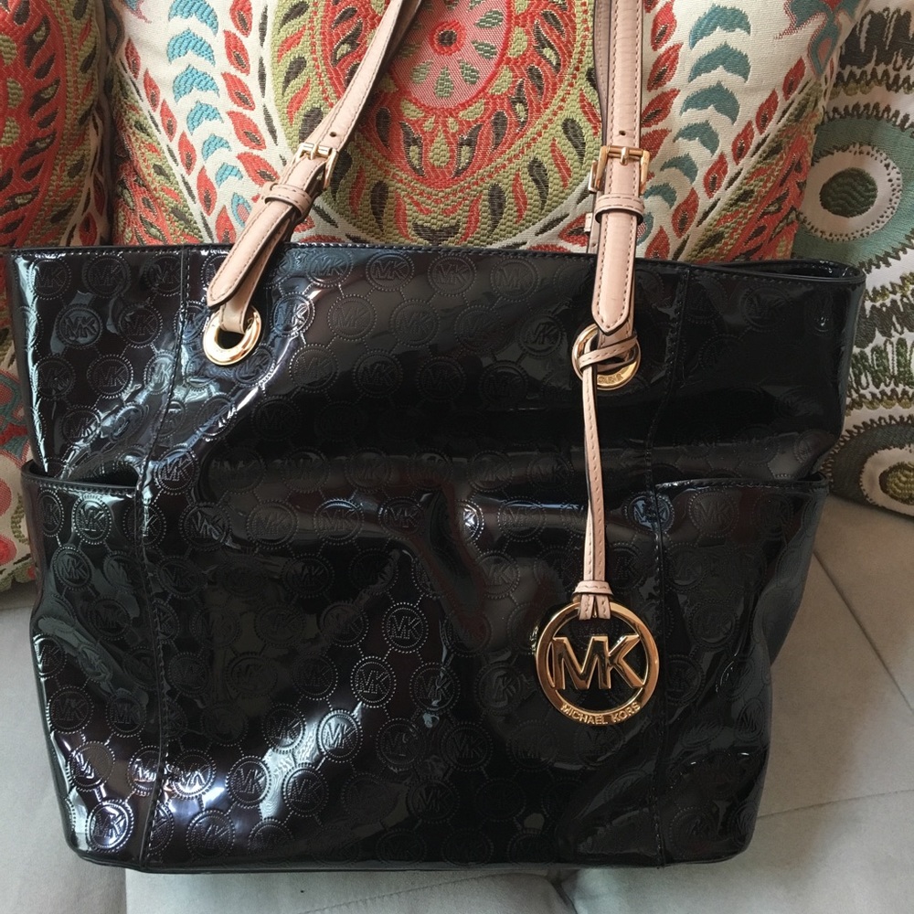 🎉REDUCED🎉Michael Kors Black Tote